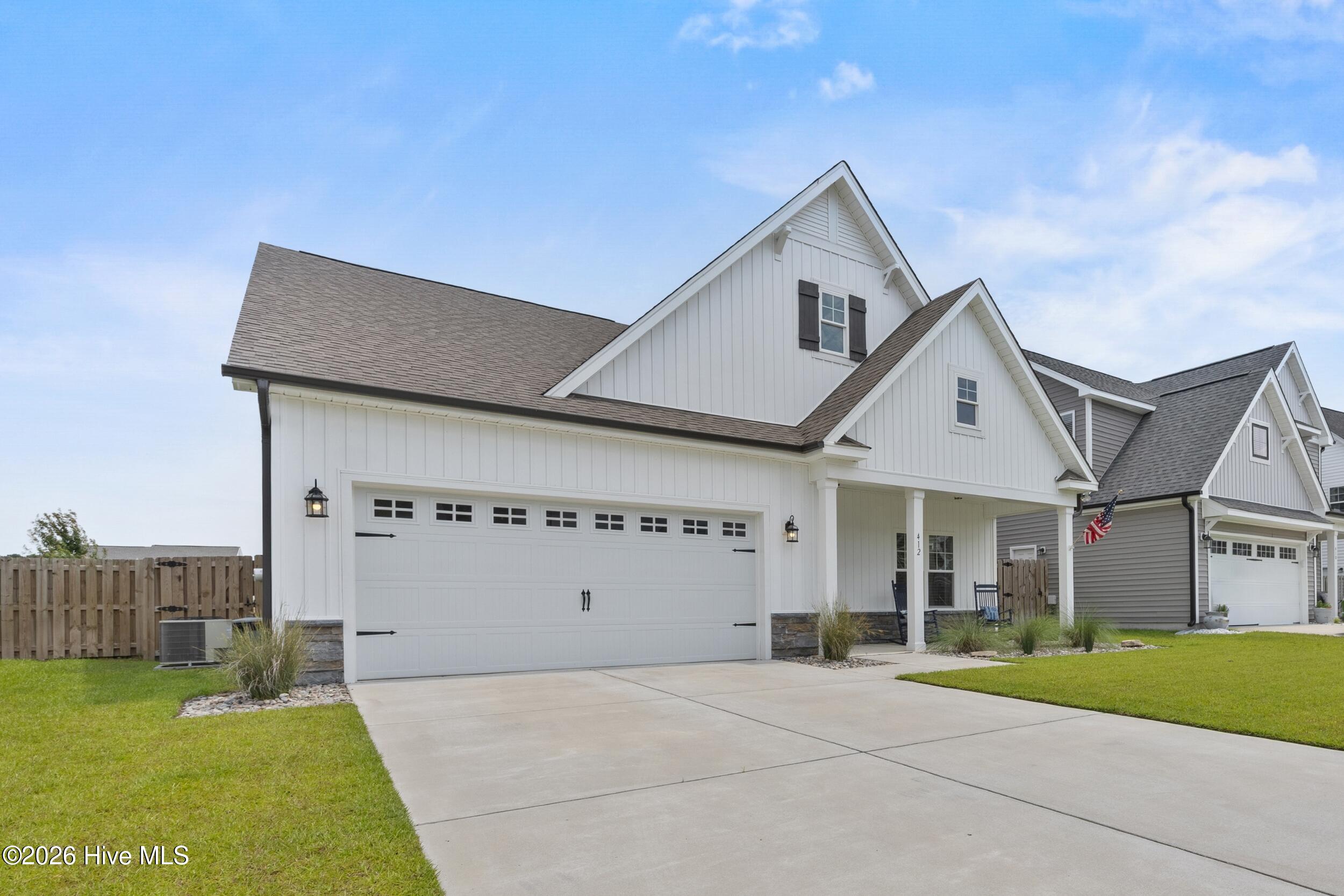 412 N Wild Indigo Place