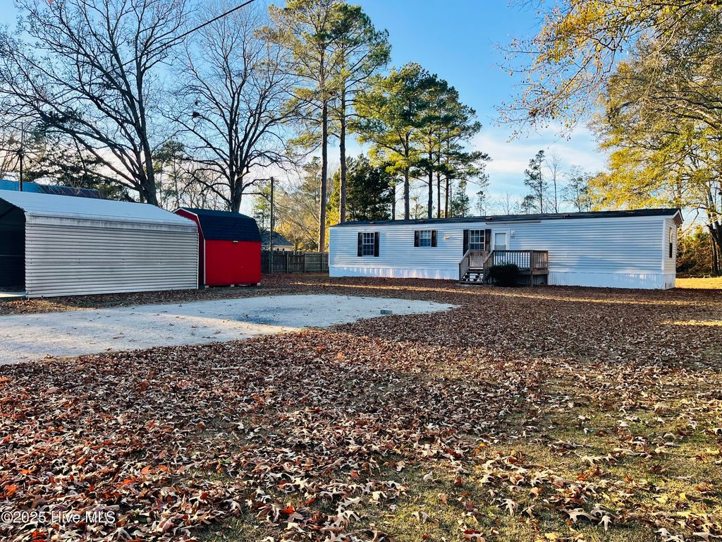 Photo of 125 Old Railroad Trail, Pollocksville, NC 28573 (MLS # 100544775)