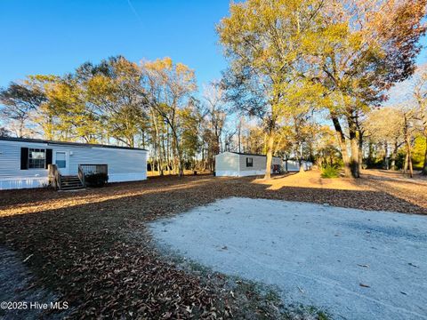 125 Old Railroad Trail Pollocksville NC 28573