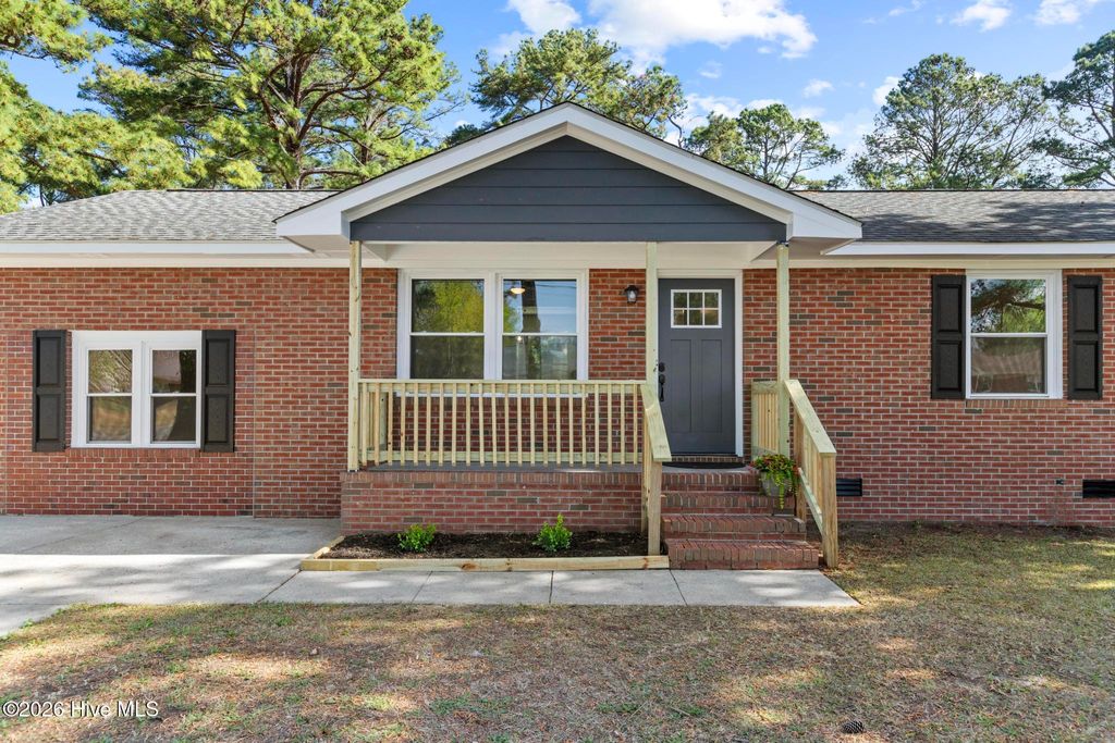 Photo of 103 Wilda Drive, Jacksonville, NC 28546 (MLS # 100565282)