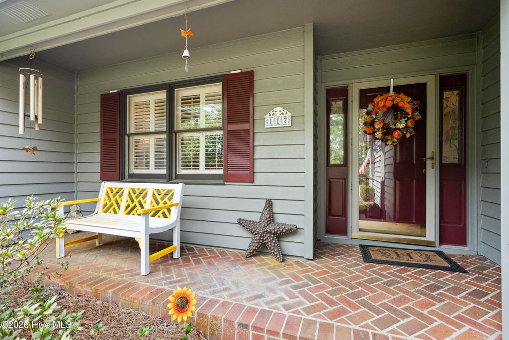 Photo of 117 Widgeon Circle, Hampstead, NC 28443 (MLS # 100558644)