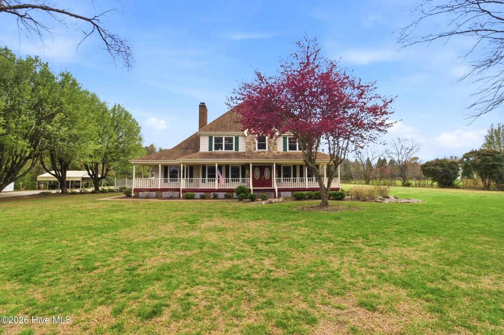 Photo of 208 Providence Drive, Moyock, NC 27958 (MLS # 100562647)