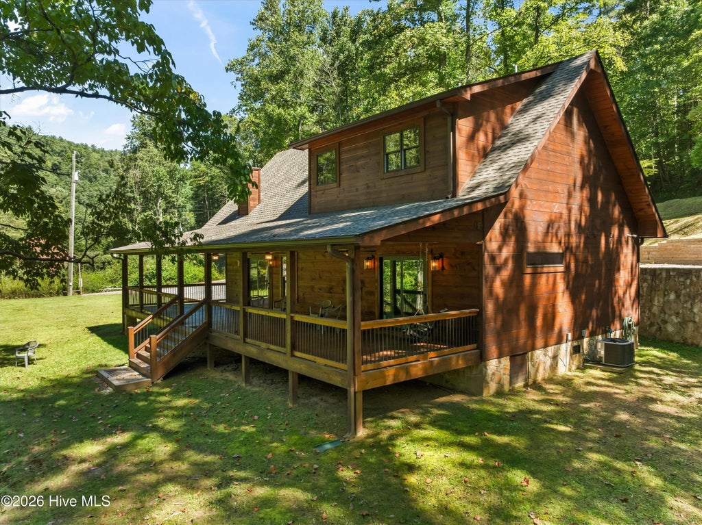 Photo of 91 Riverview Drive, Robbinsville, NC 28771 (MLS # 100602597)