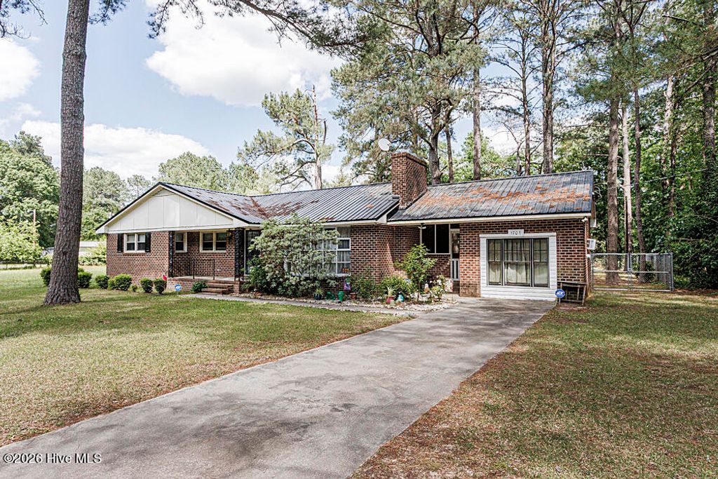 Photo of 1701 Whitfield Avenue, Rocky Mount, NC 27801 (MLS # 100575100)