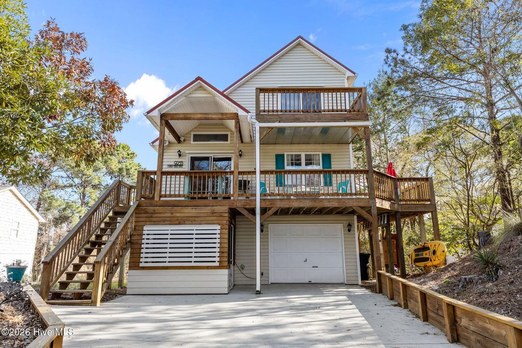 Photo of 9253 Osprey Ridge Drive, Emerald Isle, NC 28594 (MLS # 100561446)