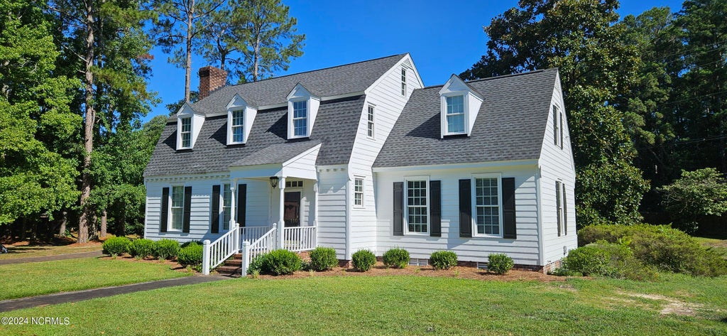 Photo of 110 Foxcroft Drive, Clinton, NC 28328 (MLS # 100595044)