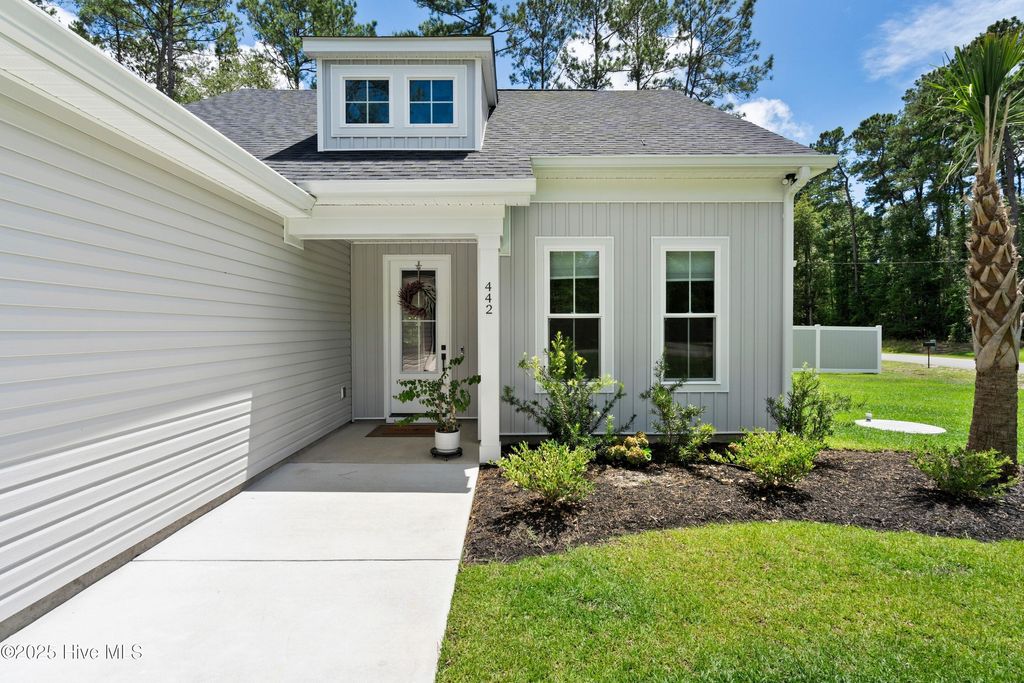 Photo of 442 Sandlewood Drive NW, Calabash, NC 28467 (MLS # 100516160)