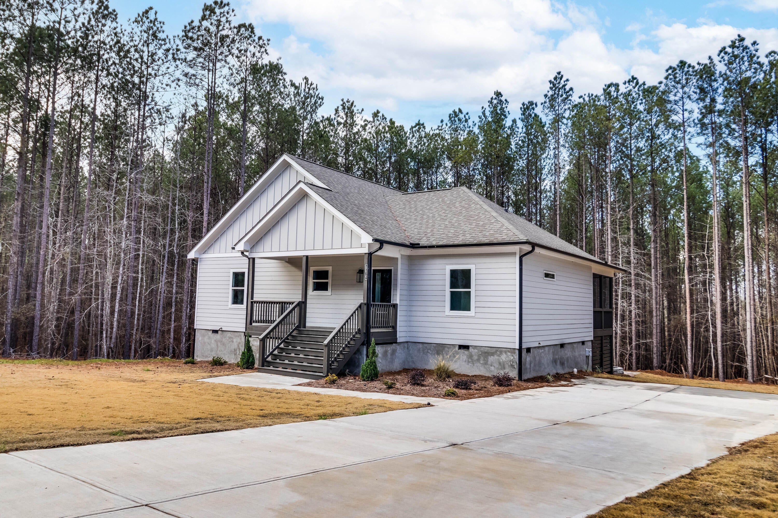 1165 Watersedge Cove