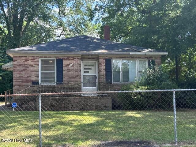 Photo of 609 E Vernon Avenue, Kinston, NC 28501 (MLS # 100585078)