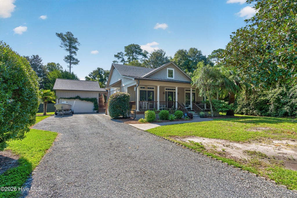 Photo of 122 Mount Vernon Drive, Wilmington, NC 28403 (MLS # 100601207)