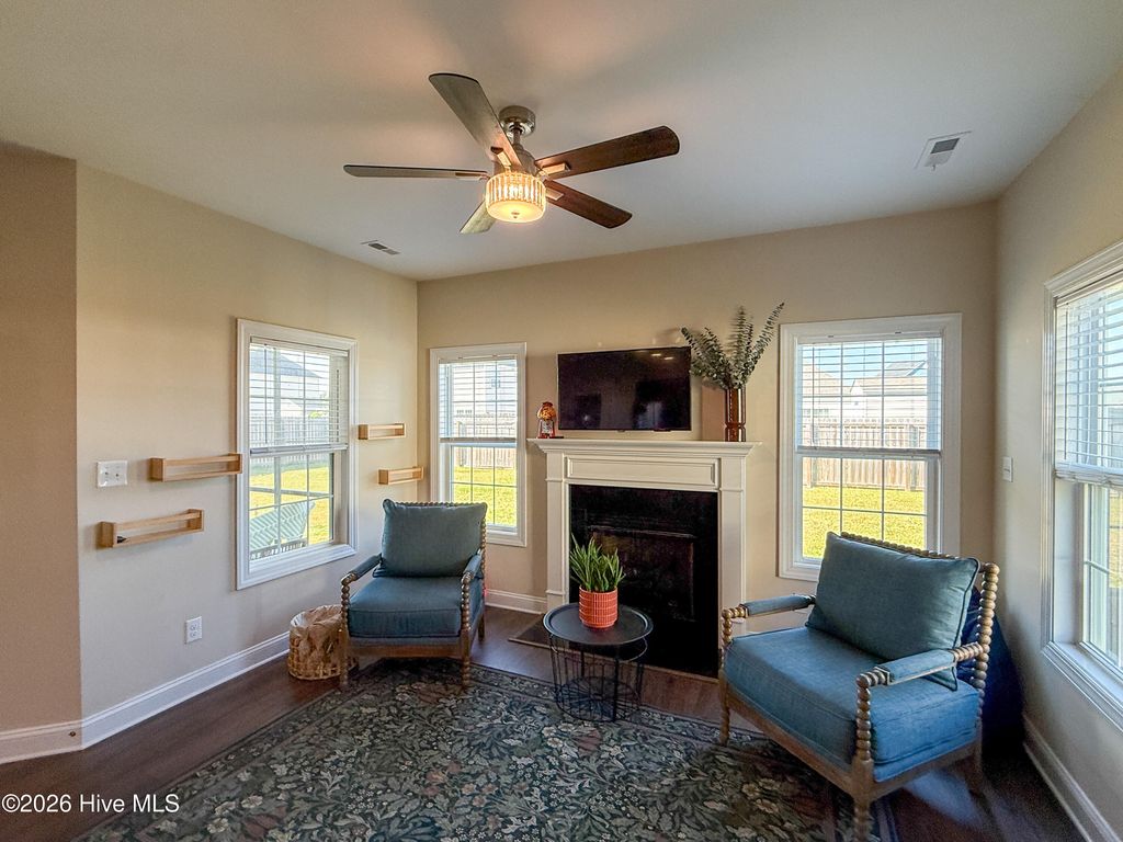 Photo of 1004 Spot Circle, New Bern, NC 28562 (MLS # 100568038)