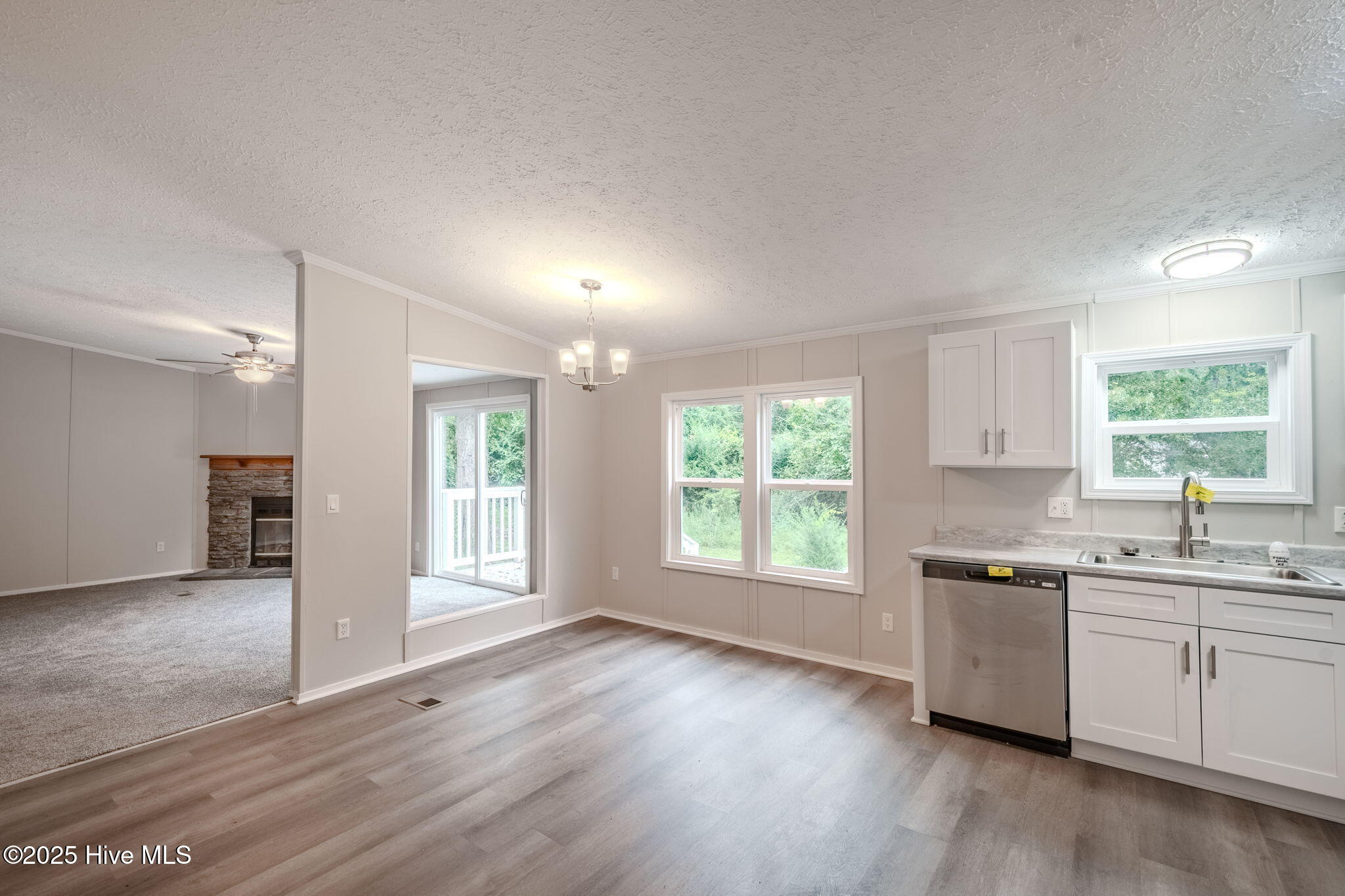 Rocky Point, North Carolina 28457, United States, 3 Bedrooms Bedrooms, ,2 BathroomsBathrooms,Residential,Pending,255869