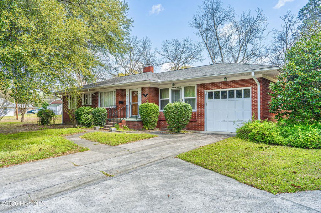 Photo of 403 Airport Road, Rockingham, NC 28379 (MLS # 100563395)