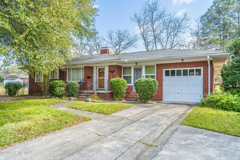 Homes For Sale - 403 Airport Road<br/> Richmond County, Rockingham, NC 28379