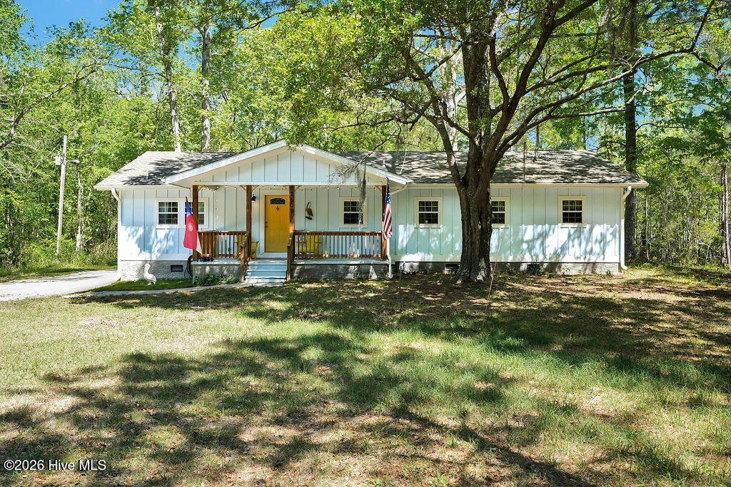Photo of 2600 Midway Road SE, Bolivia, NC 28422 (MLS # 100569644)