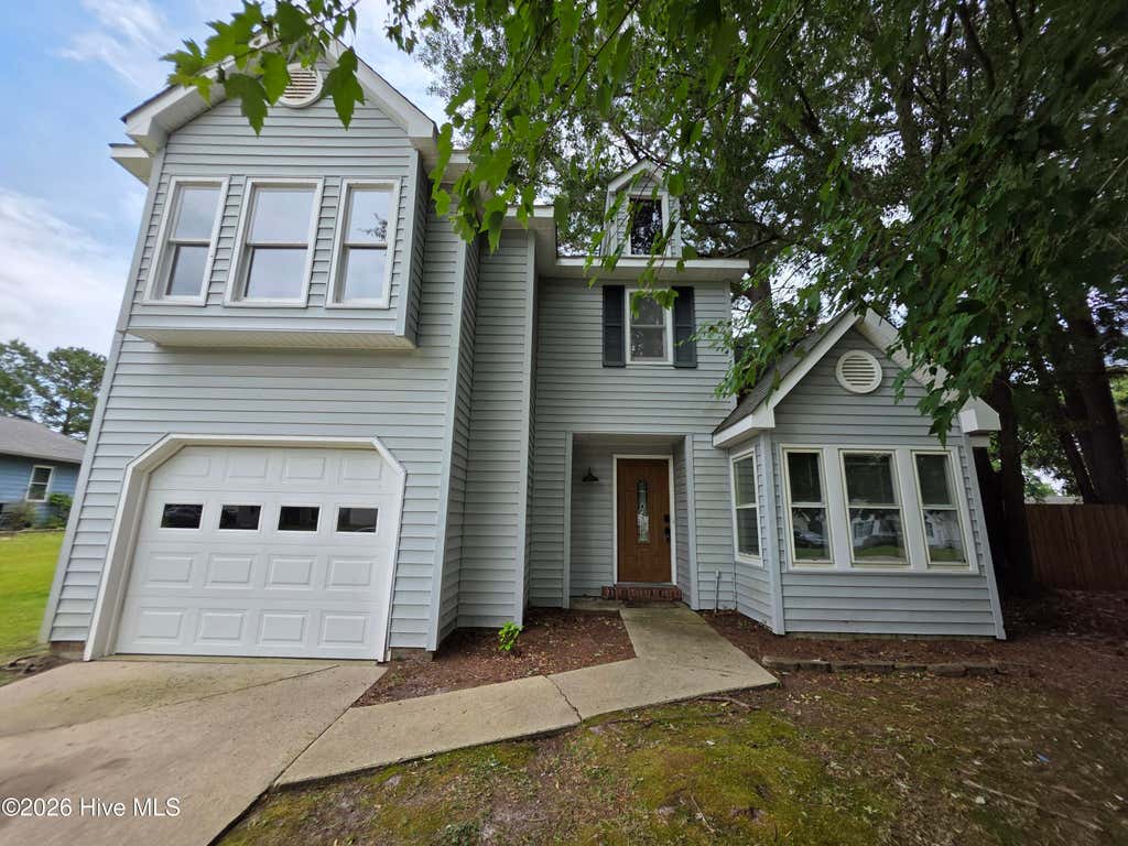 Photo of 127 Broadleaf Drive, Jacksonville, NC 28546 (MLS # 100582510)