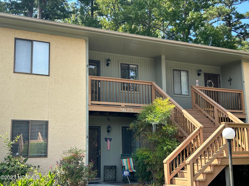 Photo of 3625 Saint Johns Court #Unit 25b, Wilmington, NC 28403 (MLS # 100562197)