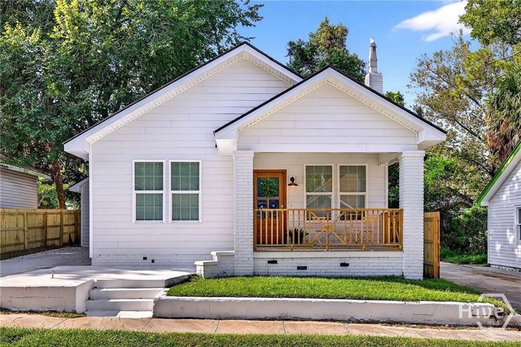 Photo of 1223 E 38th Street, Savannah, GA 31404 (MLS # SA351054)