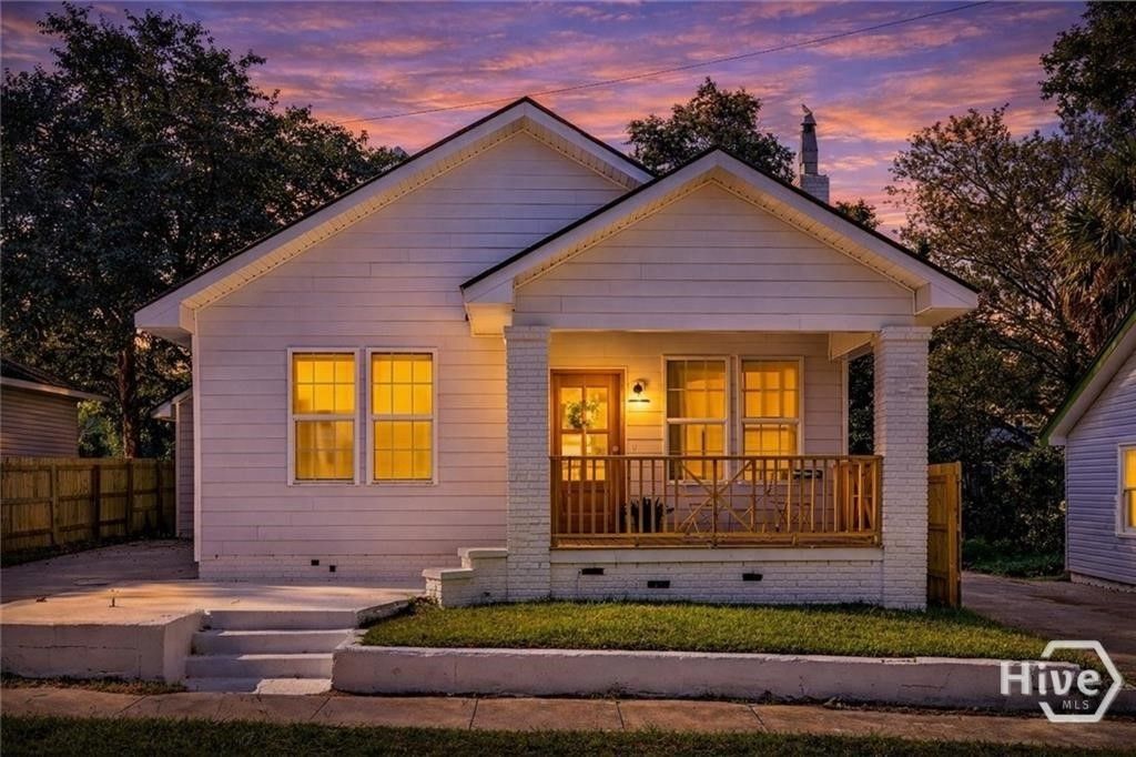 Photo of 1223 E 38th Street, Savannah, GA 31404 (MLS # SA351054)