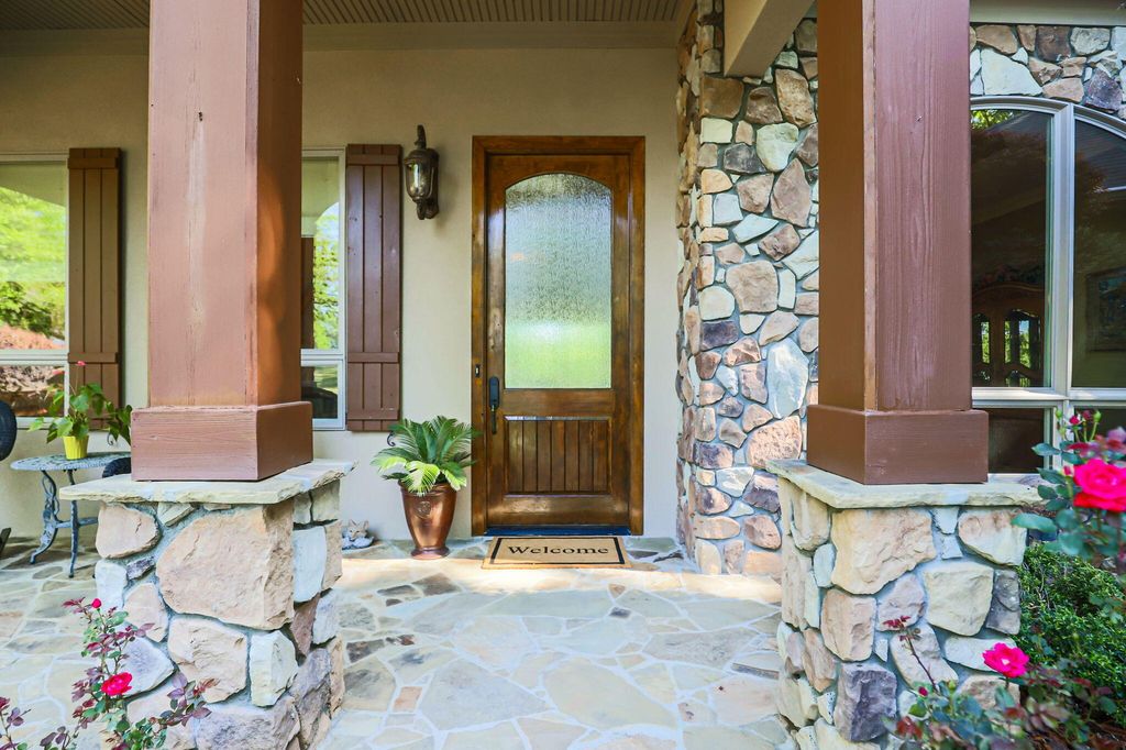 Photo of 310 James Booth Court, North Augusta, SC 29860 (MLS # 554647)