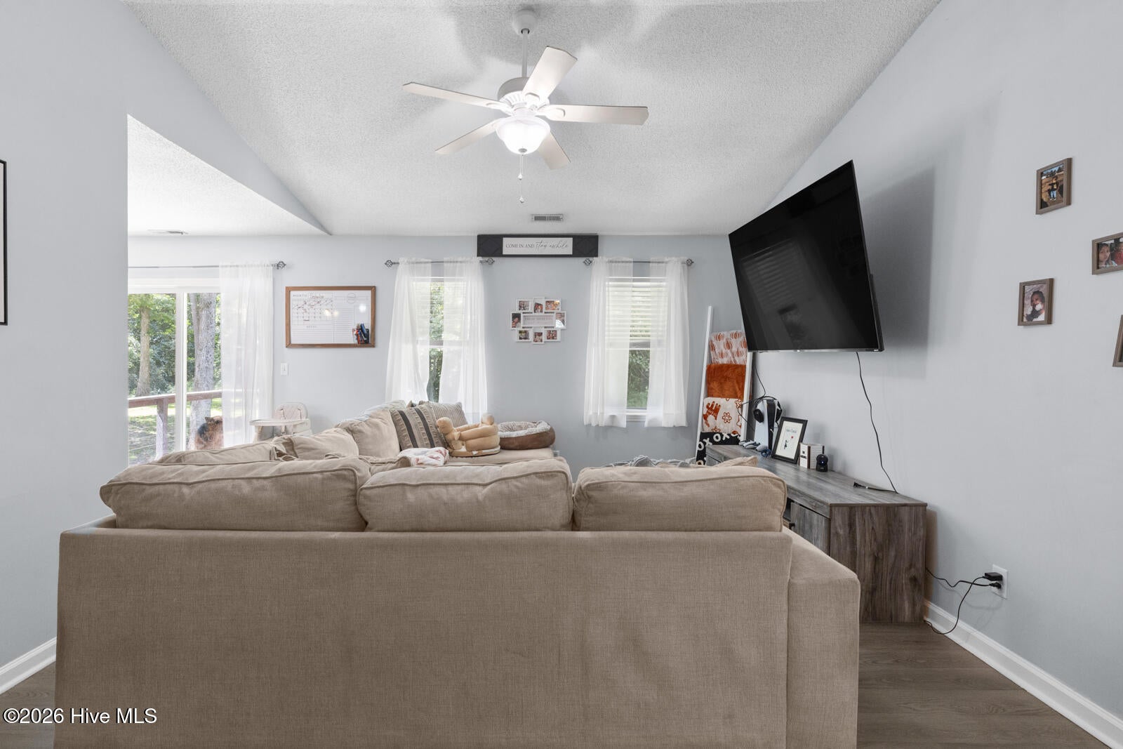 216 S Creek Drive