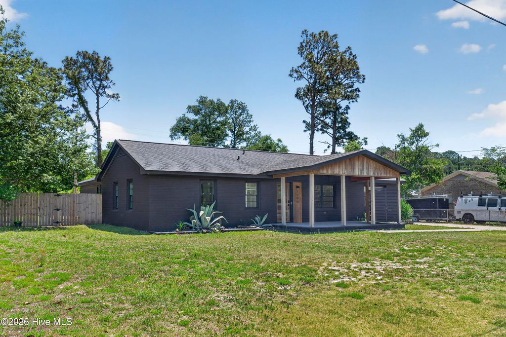 Photo of 1106 Spring Branch Road, Wilmington, NC 28405 (MLS # 100576259)