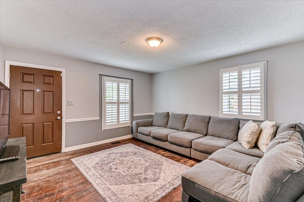 Photo of 2143 Reedale Avenue, Augusta, GA 30906 (MLS # 554132)