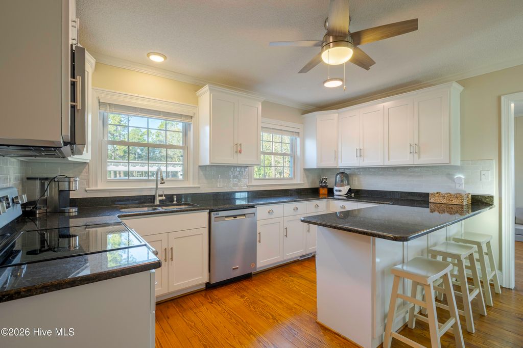 Photo of 200 S Main Street, Salemburg, NC 28385 (MLS # 100549867)