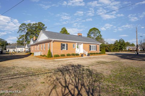 Photo of 200 S Main Street, Salemburg, NC 28385 (MLS # 100549867)