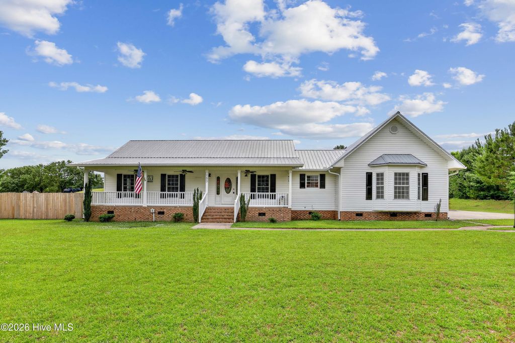 Photo of 153 Giddens Street, Newton Grove, NC 28366 (MLS # 100576815)