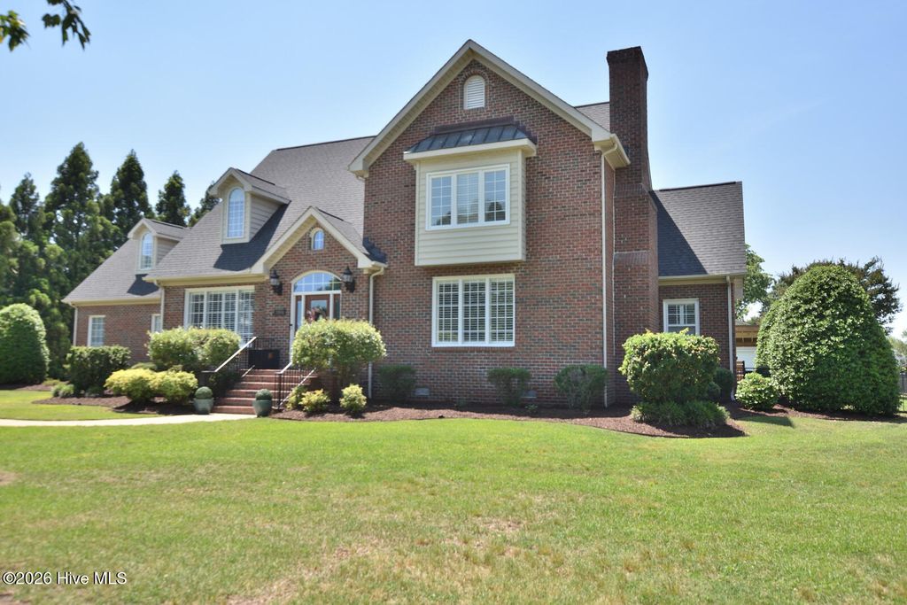 Photo of 3804 Sterling Trace Drive, Winterville, NC 28590 (MLS # 100575275)