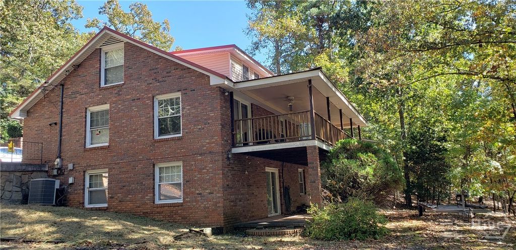 Photo of 9330 Chestatee Court, Gainesville, GA 30506 (MLS # CL355880)