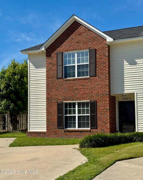 Townhouse For Sale - 2502 Bluff View Court #A<br/> Greenville, NC 27834