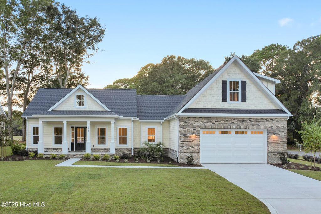 Photo of 623 Wisteria Lane, Sunset Beach, NC 28468 (MLS # 100533106)
