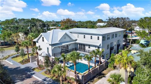 Multifamily For Sale - 104 17th Street<br/> Tybee Island, GA 31328