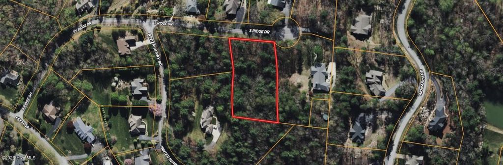 Photo of 0 South Ridge Dr St, Hendersonville, NC 28739 (MLS # 100554976)