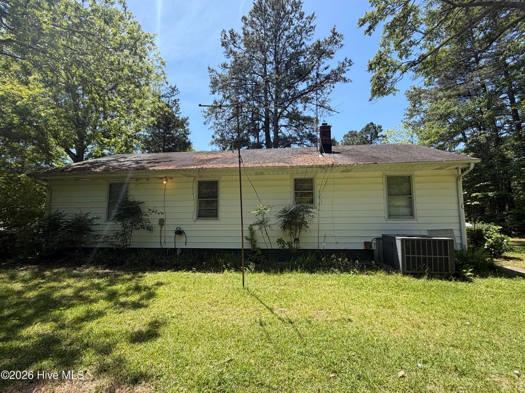 Photo of 2340 Meadowbrook Road, Rocky Mount, NC 27801 (MLS # 100571741)