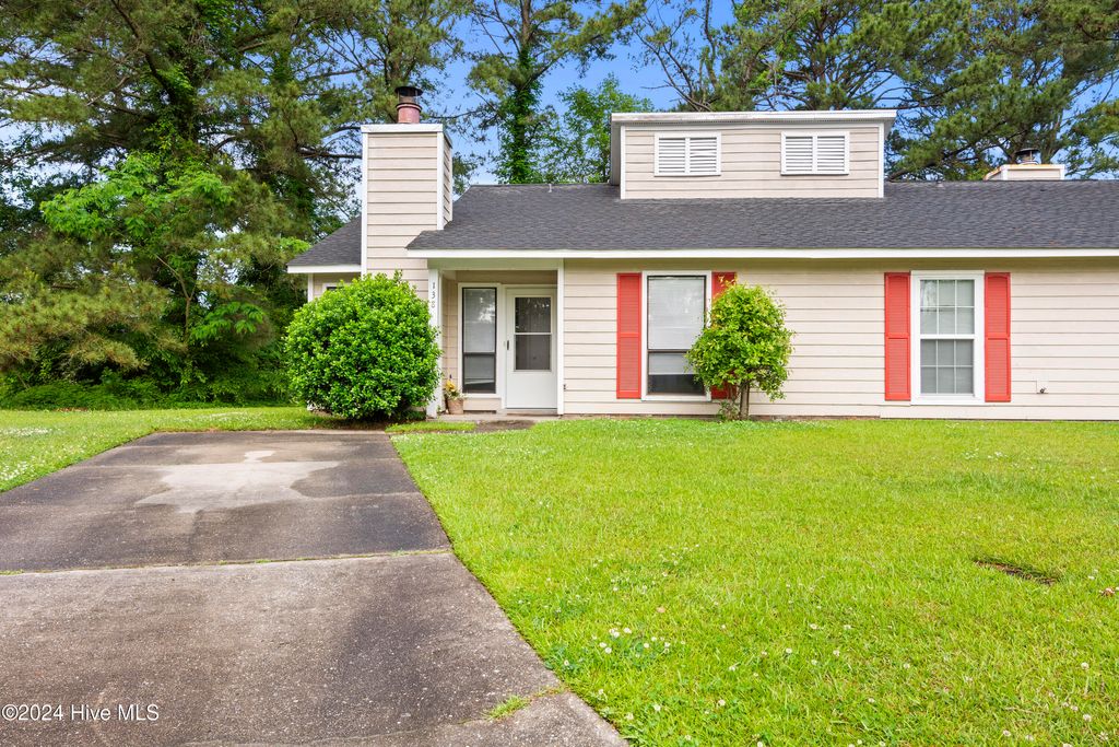 Photo of 138 Village Court, Jacksonville, NC 28546 (MLS # 100551465)