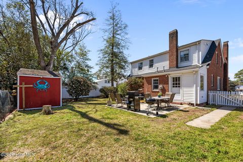 Tiny photo for 115 N Academy Street, Washington, NC 27889 (MLS # 100561142)