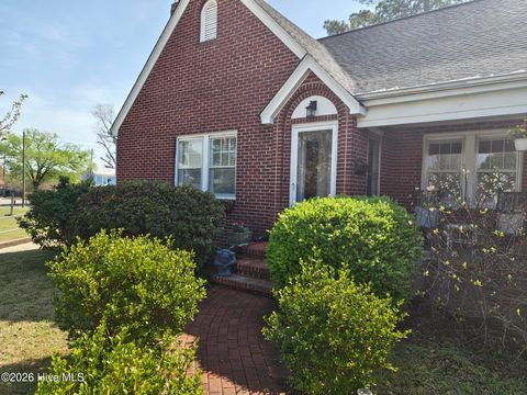Tiny photo for 115 N Academy Street, Washington, NC 27889 (MLS # 100561142)