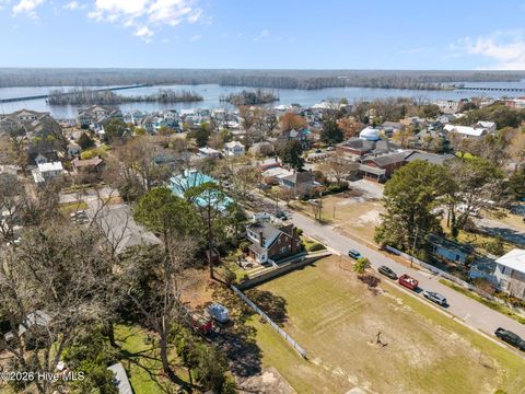 Tiny photo for 115 N Academy Street, Washington, NC 27889 (MLS # 100561142)