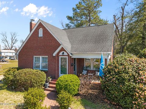 Tiny photo for 115 N Academy Street, Washington, NC 27889 (MLS # 100561142)