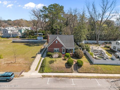 Tiny photo for 115 N Academy Street, Washington, NC 27889 (MLS # 100561142)