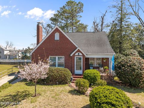 Tiny photo for 115 N Academy Street, Washington, NC 27889 (MLS # 100561142)