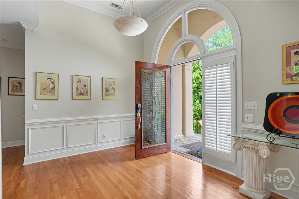 Photo of 7 Oak Glade Court, Savannah, GA 31411 (MLS # SA354893)