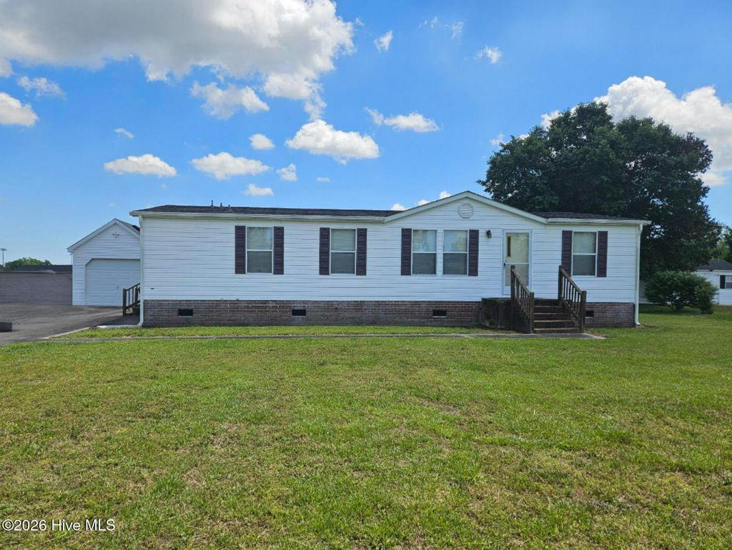 Photo of 108 Tiff Lane, Elizabeth City, NC 27909 (MLS # 100572605)
