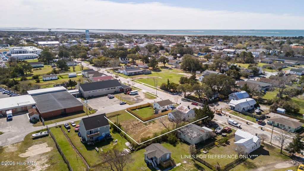 Photo of 513 Mulberry Street, Beaufort, NC 28516 (MLS # 100560965)