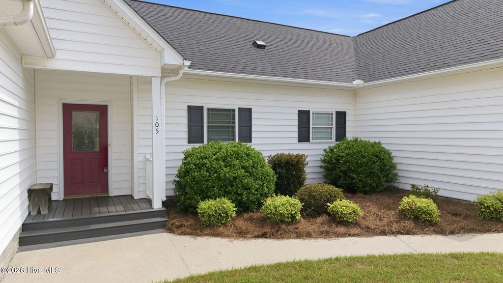 Photo of 105 Waters Way Way, Washington, NC 27889 (MLS # 100571746)