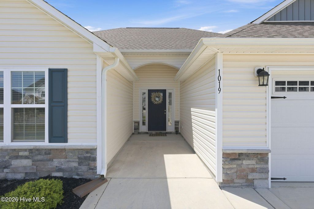 Photo of 1019 Blue Water Boulevard, New Bern, NC 28562 (MLS # 100571714)