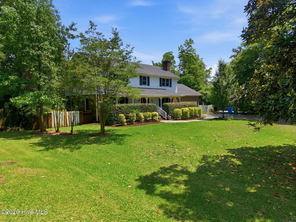Photo of 230 Greenwich Lane, Wilmington, NC 28409 (MLS # 100572628)